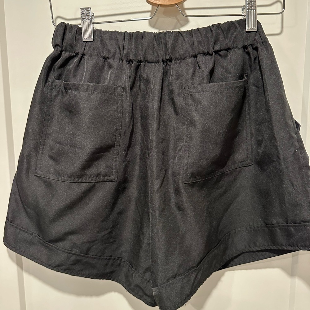 High Rise Shorts - Picture 5 of 6